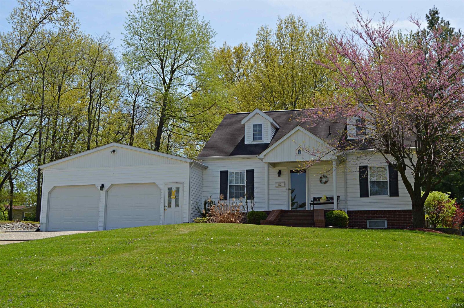 Property Photo: 102 E Washington Street IN 47553