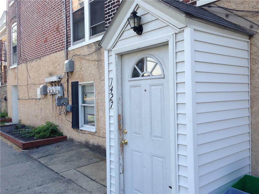 Property Photo: 1427 West Walnut Street PA 18102