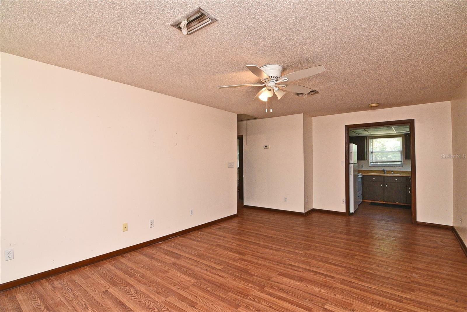 Property Photo:  7325 Walnut Avenue  FL 32792 