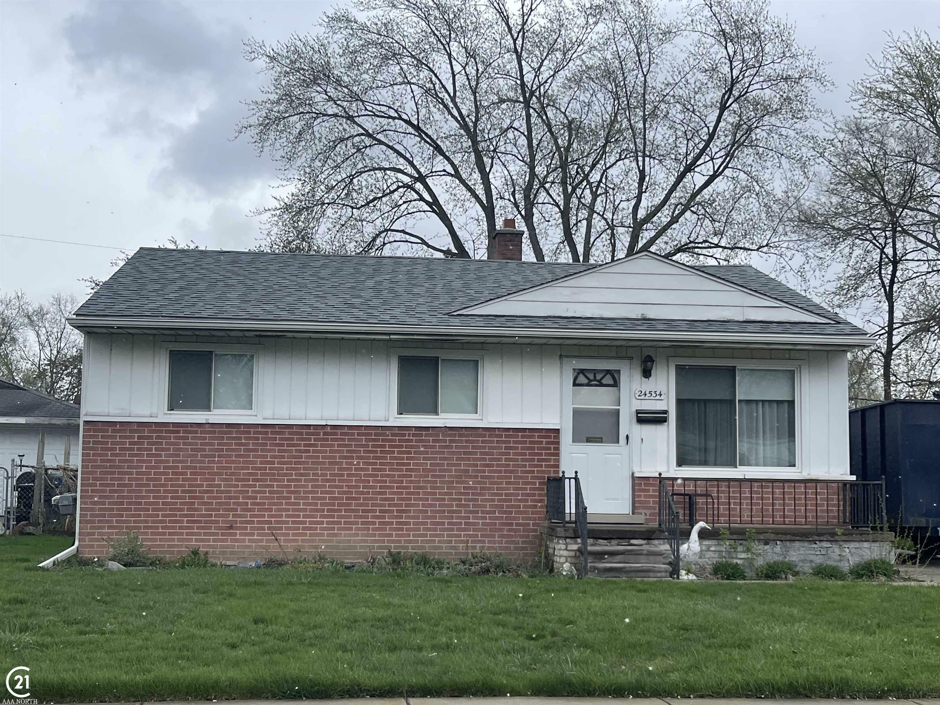 Property Photo:  24534 Columbus  MI 48089 