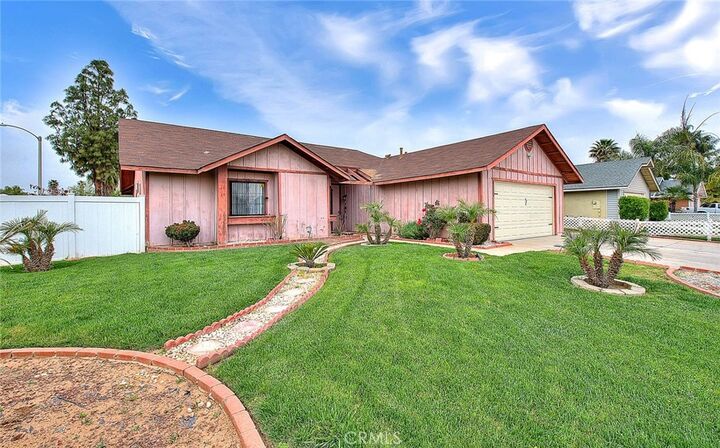 Property Photo: 23222 Dynasty Court CA 92553