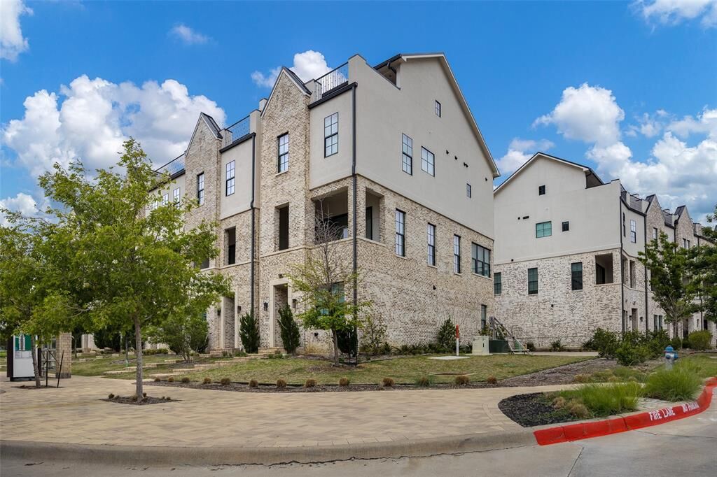 Property Photo:  5417 Patterson Street  TX 75039 