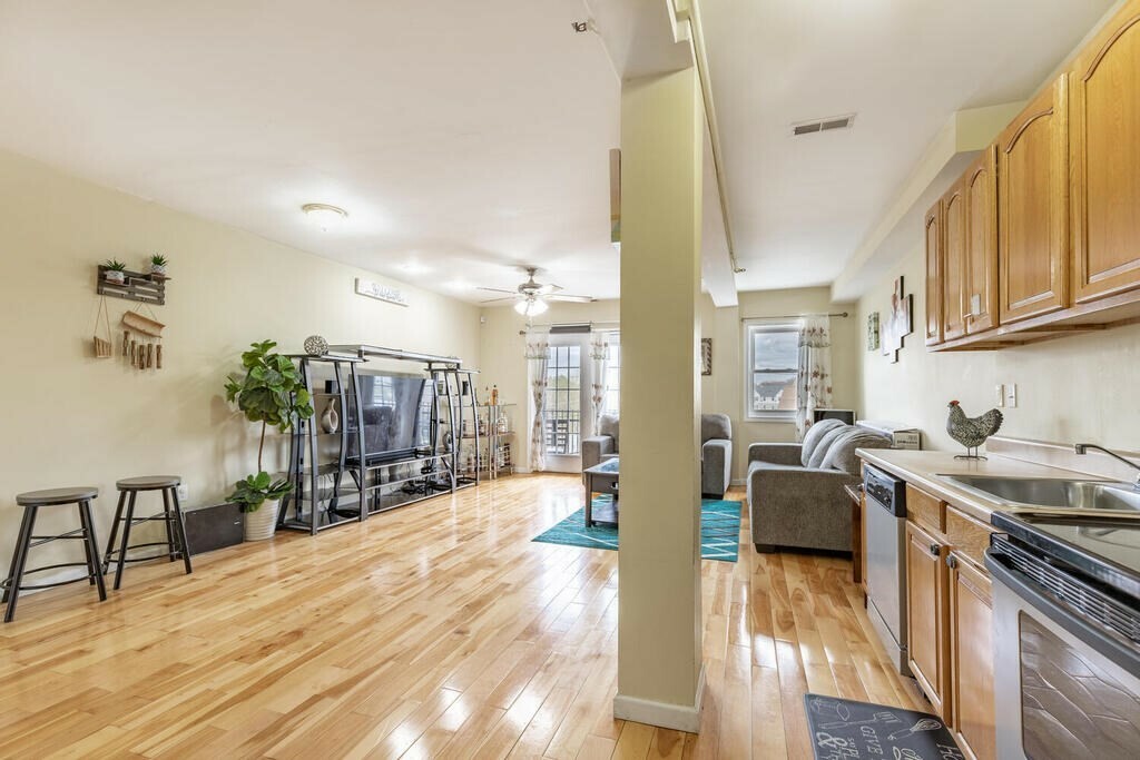 Property Photo: 223 Clinton 11 MA 02301