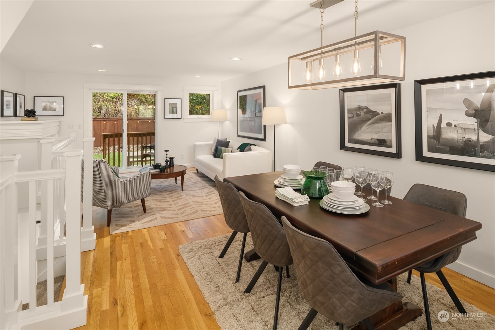 Property Photo:  7204 California Avenue SW B  WA 98136 