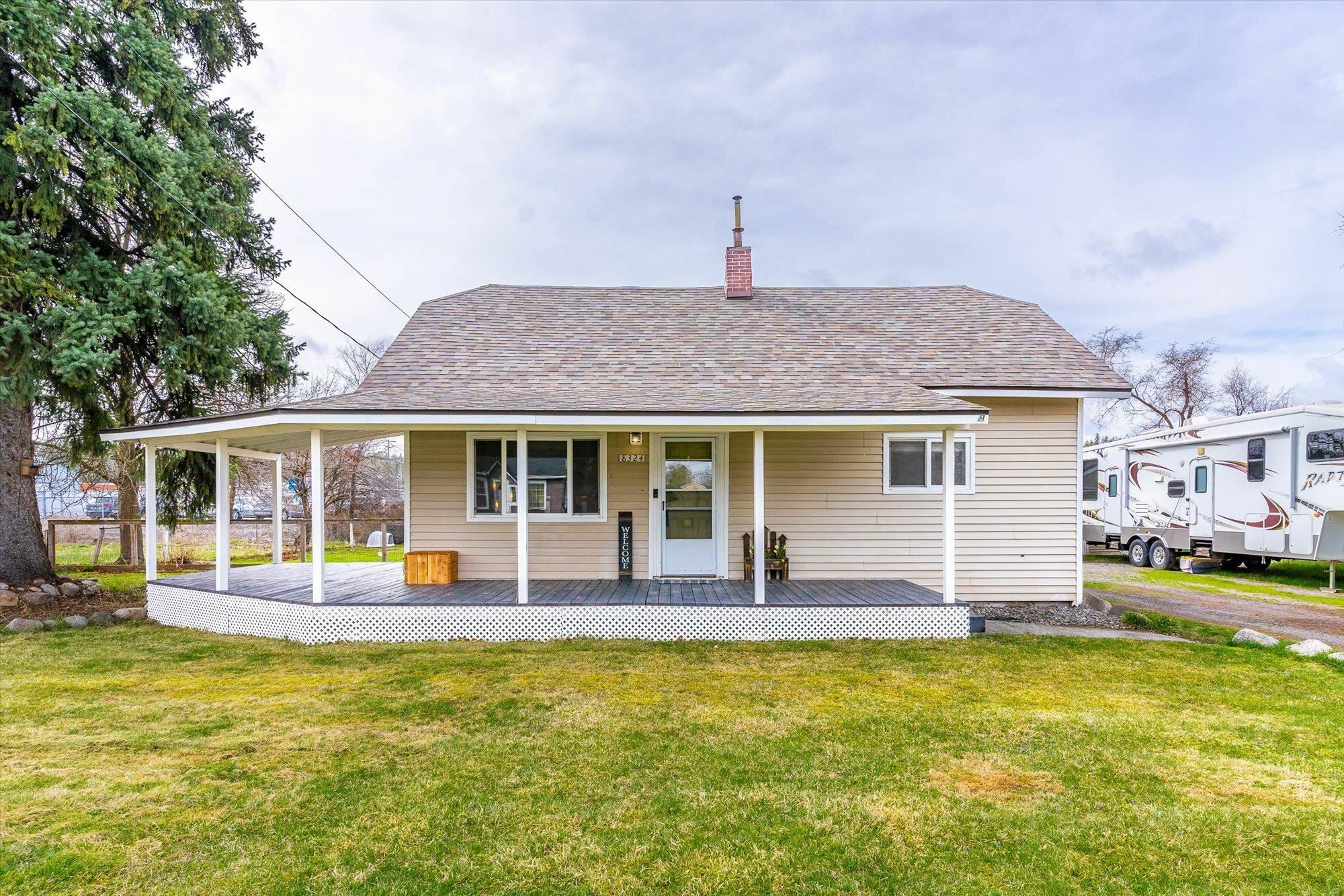 Property Photo: 8324 E Harrington Ave WA 99212