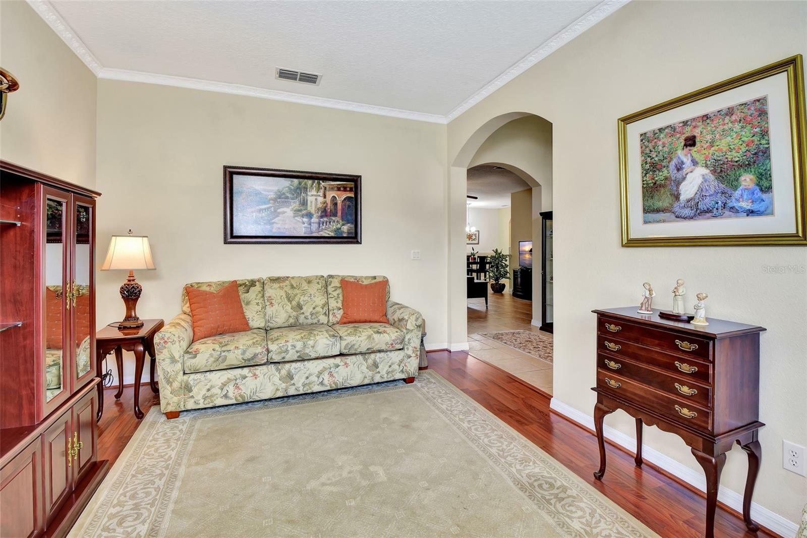 Property Photo:  914 Summit Ash Court  FL 32724 