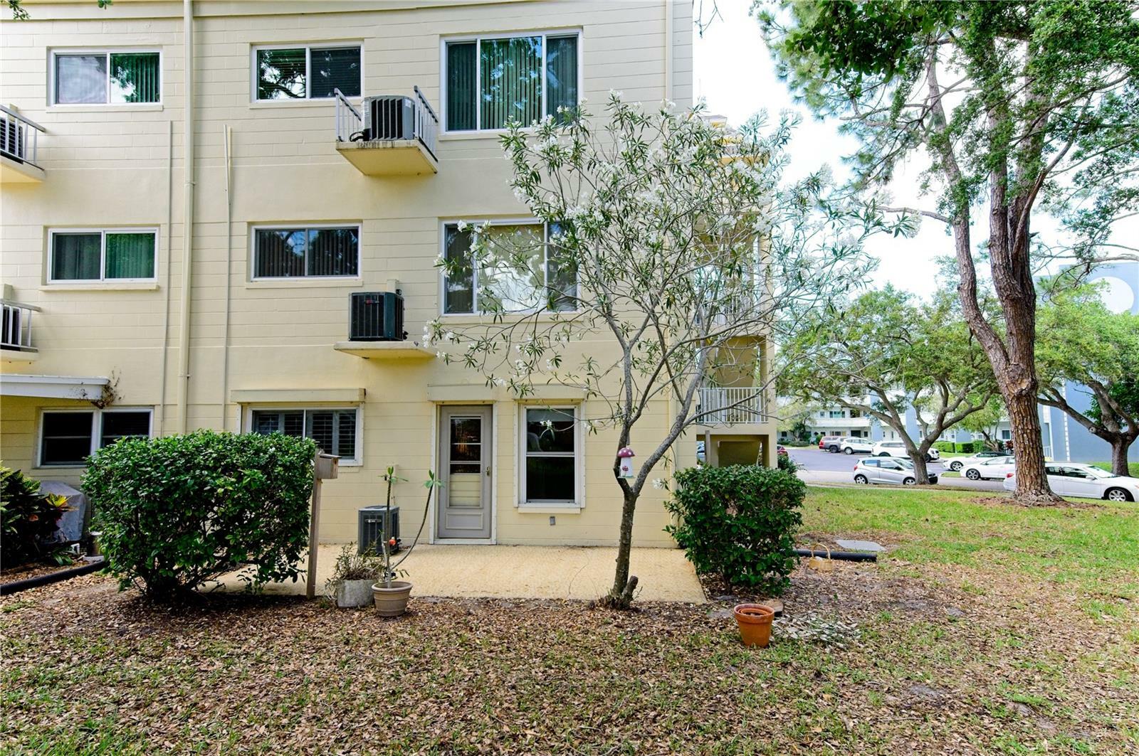 Property Photo: 2253 Norwegian Drive 1 FL 33763