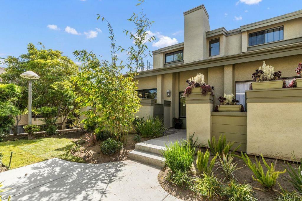 Property Photo: 3319 Caminito Eastbluff 181 CA 92037