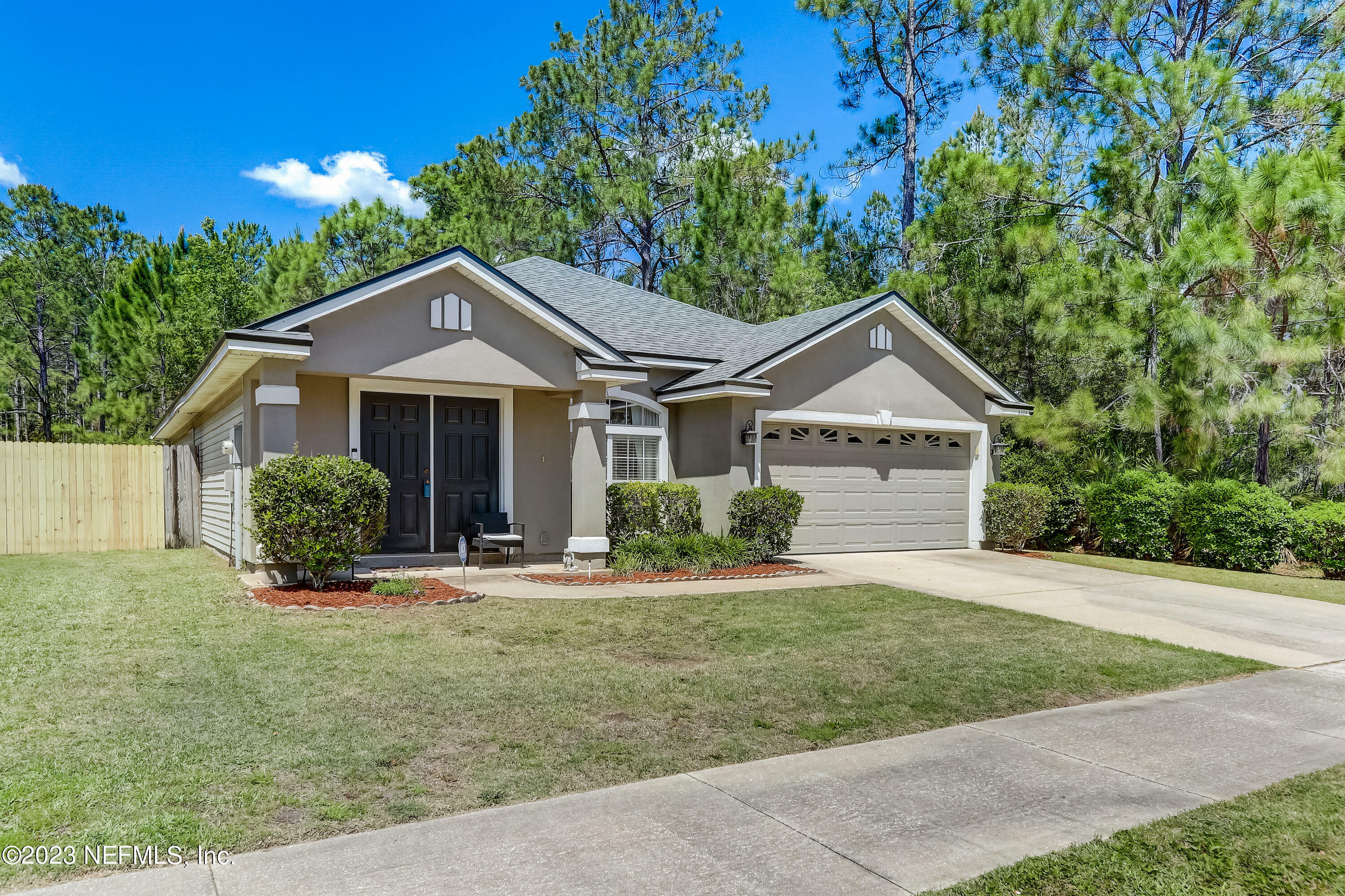 Property Photo:  8204 Stelling Drive  FL 32244 