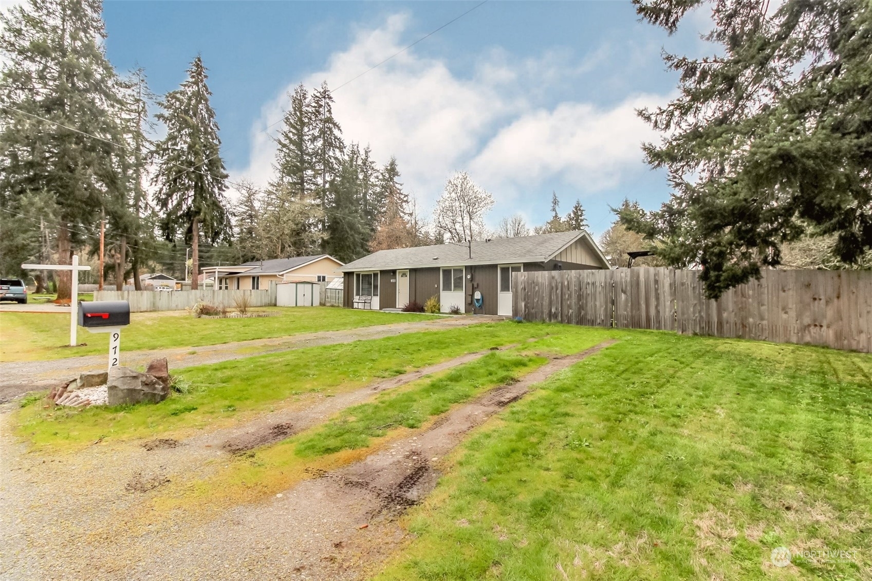 Property Photo: 9721 Lawndale Avenue SW WA 98498