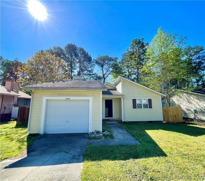 Property Photo:  3308 Arrowhead Road  NC 28390 