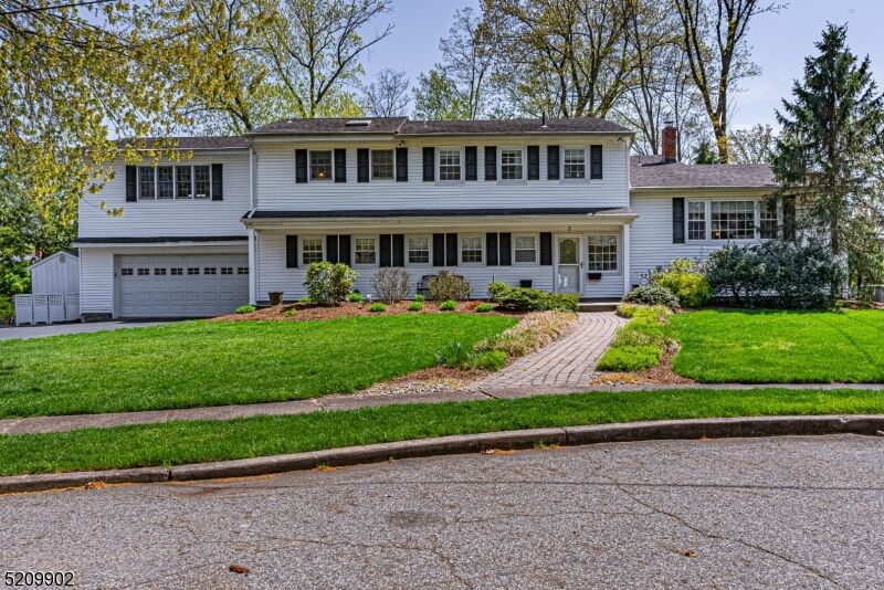 Property Photo: 7 Allison Ct NJ 07470