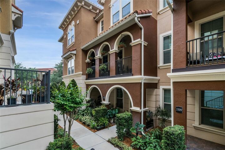 Property Photo: 3305 Messina Drive FL 32746