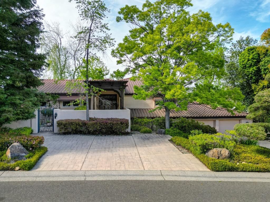 Property Photo:  7701 Greenridge Way  CA 95628 