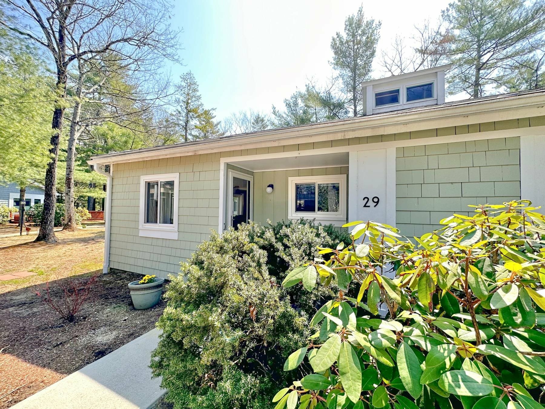 Property Photo:  29 Amoskeag Road  NH 03301 