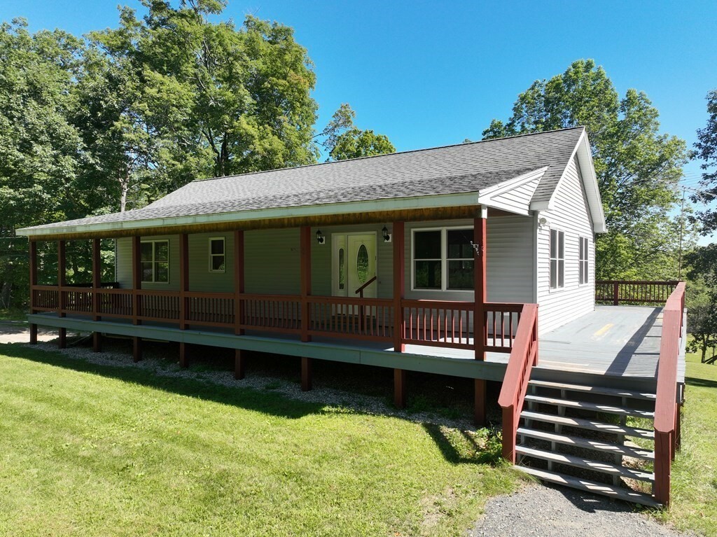 Property Photo:  1 Davis Turn Road  MA 01379 