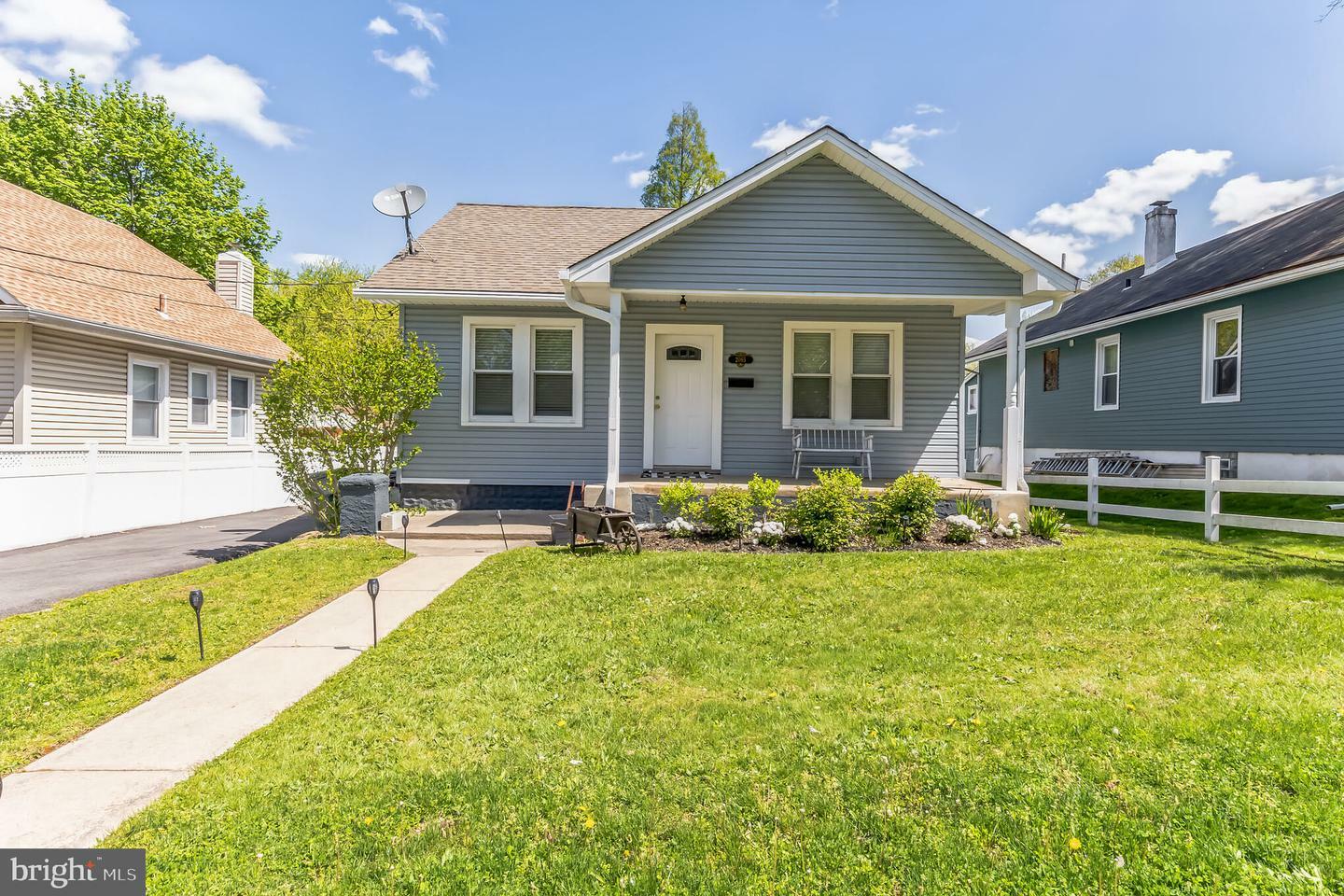 Property Photo: 2065 Roy Avenue PA 19001