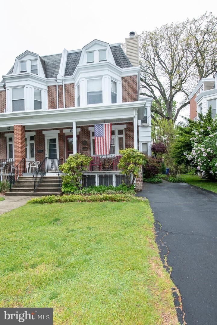 Property Photo:  164 Bickley Road  PA 19038 