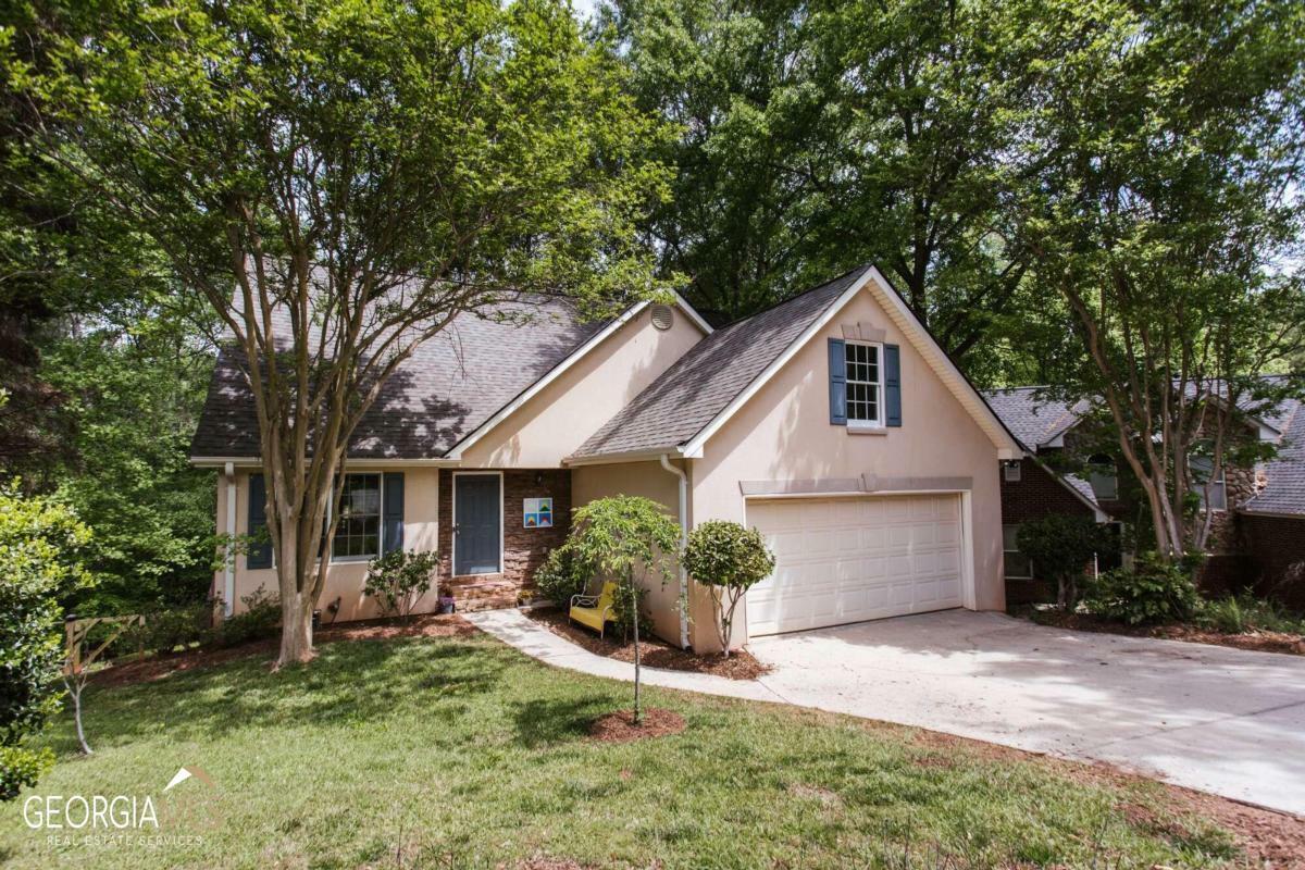 Property Photo:  110 Tremont Court  GA 30606 