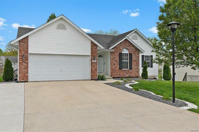 Property Photo: 1202 Key Largo Terr IL 62025