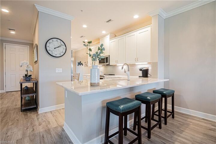 9426 Benvenuto Ct 2-104  Naples FL 34119 photo
