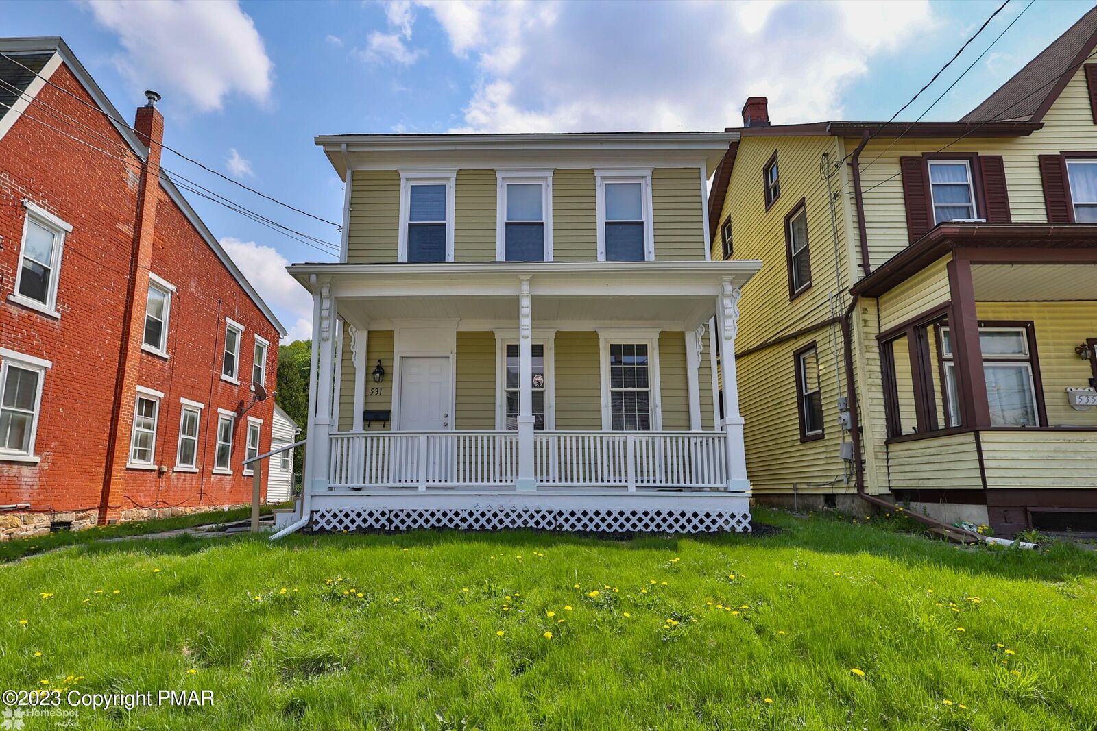 Property Photo:  531 W Washington Street  PA 18080 