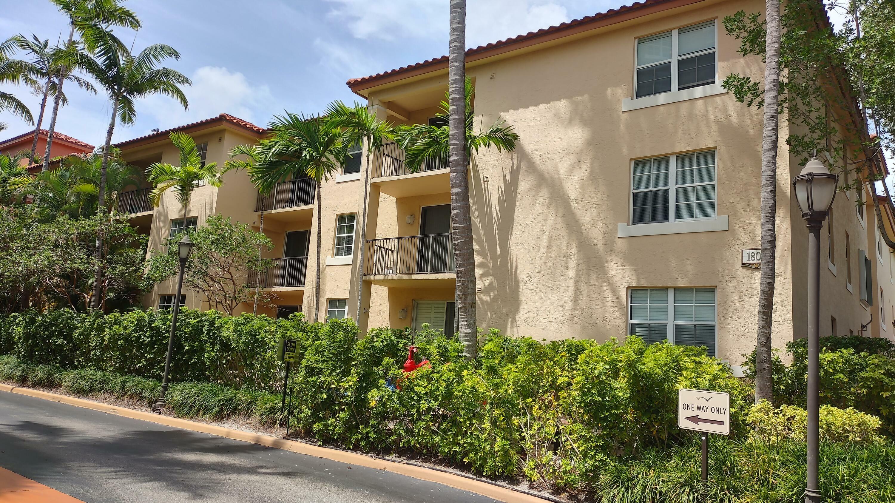 Property Photo: 1803 N Flagler Drive 317 FL 33407