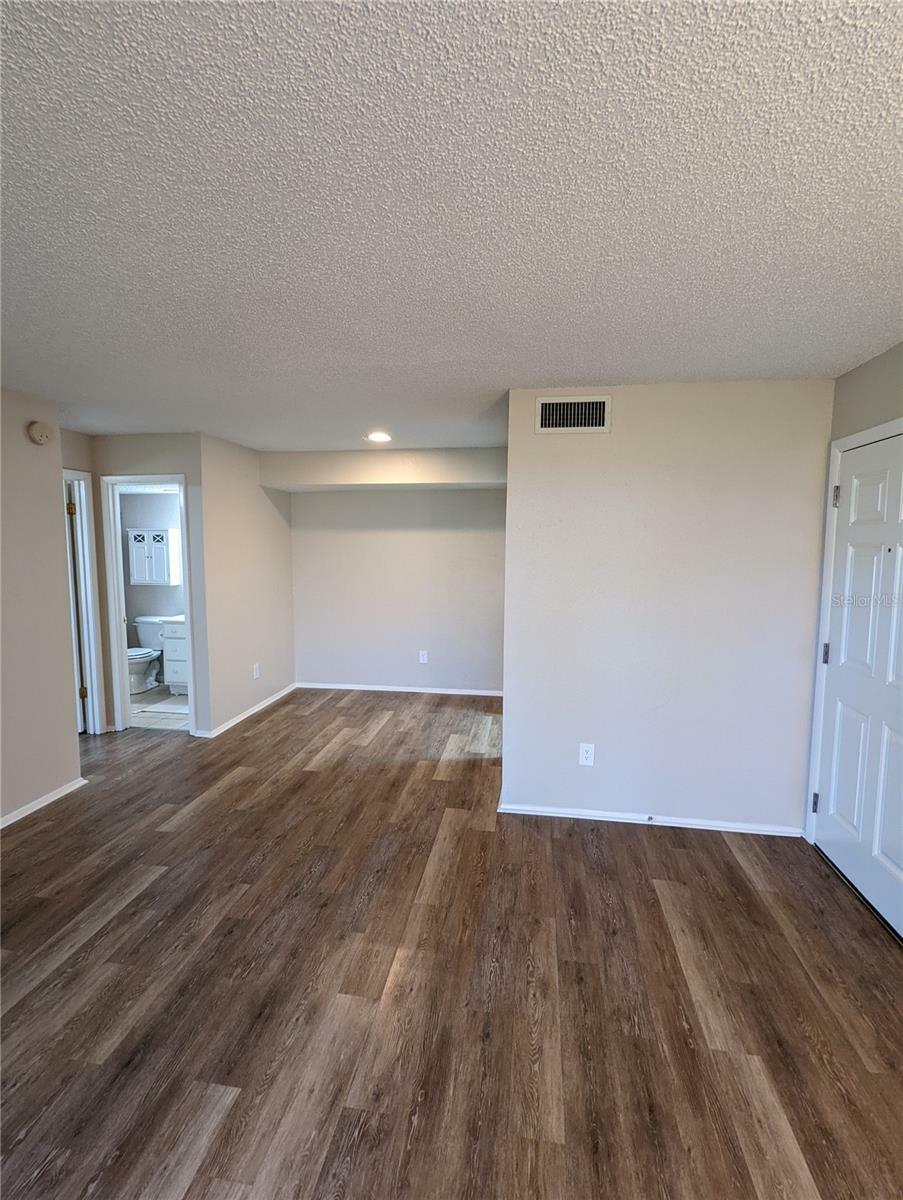 Property Photo: 3756 Idlebrook Circle 114 FL 32707