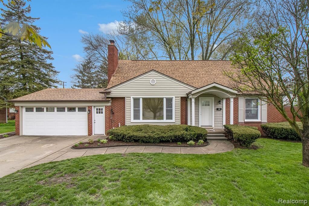 Property Photo:  14125 Marion  MI 48239 