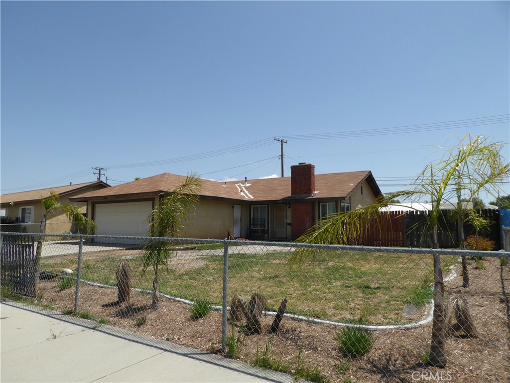 Property Photo:  13346 Hildegarde Street  CA 92553 