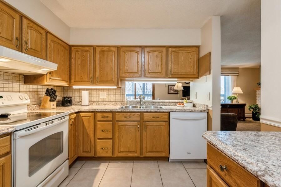 Property Photo: 1000 41st Avenue NE 218 MN 55421