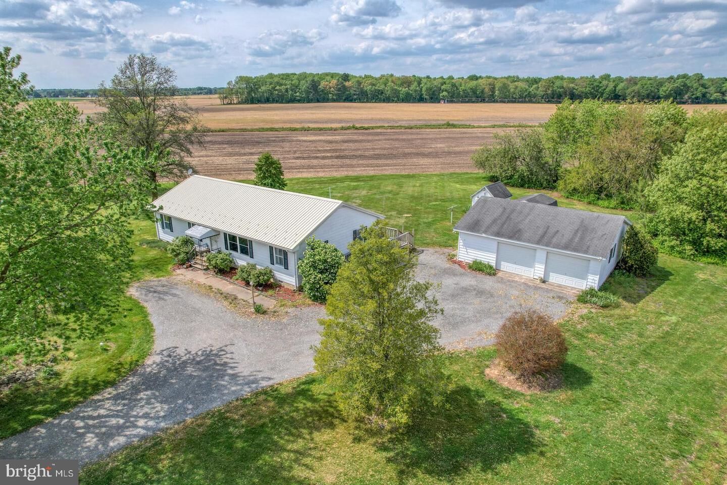 Property Photo: 5205 Vernon Road DE 19952
