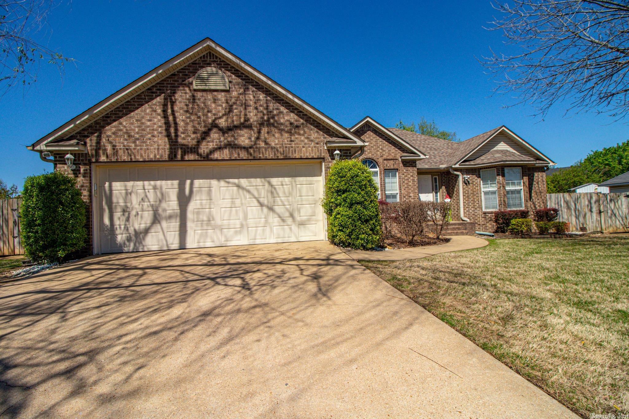 Property Photo:  1009 Cypress Springs Cove  AR 72405 