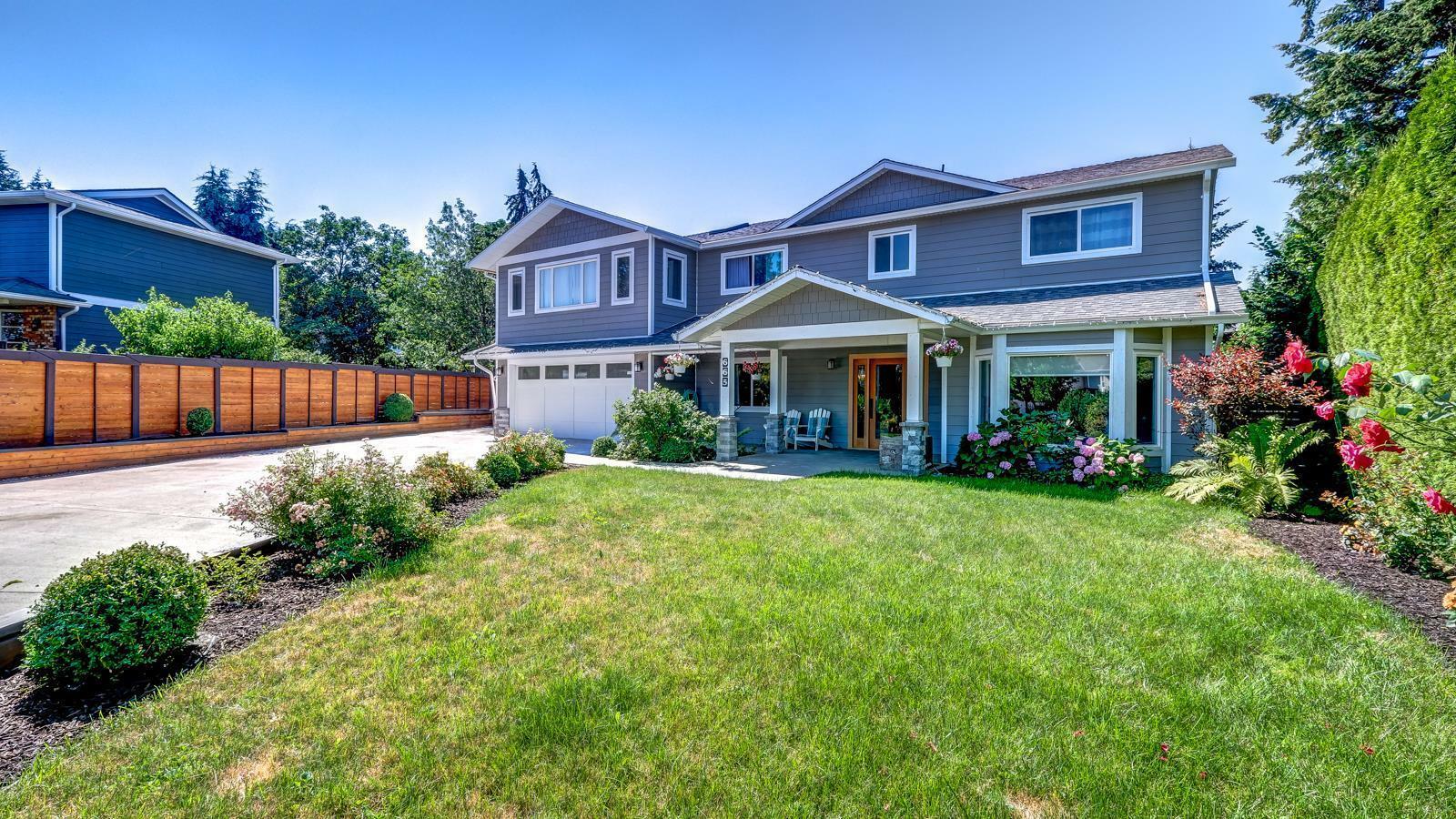 665&667 Harmony Court  Kelowna BC V1W2M1 photo