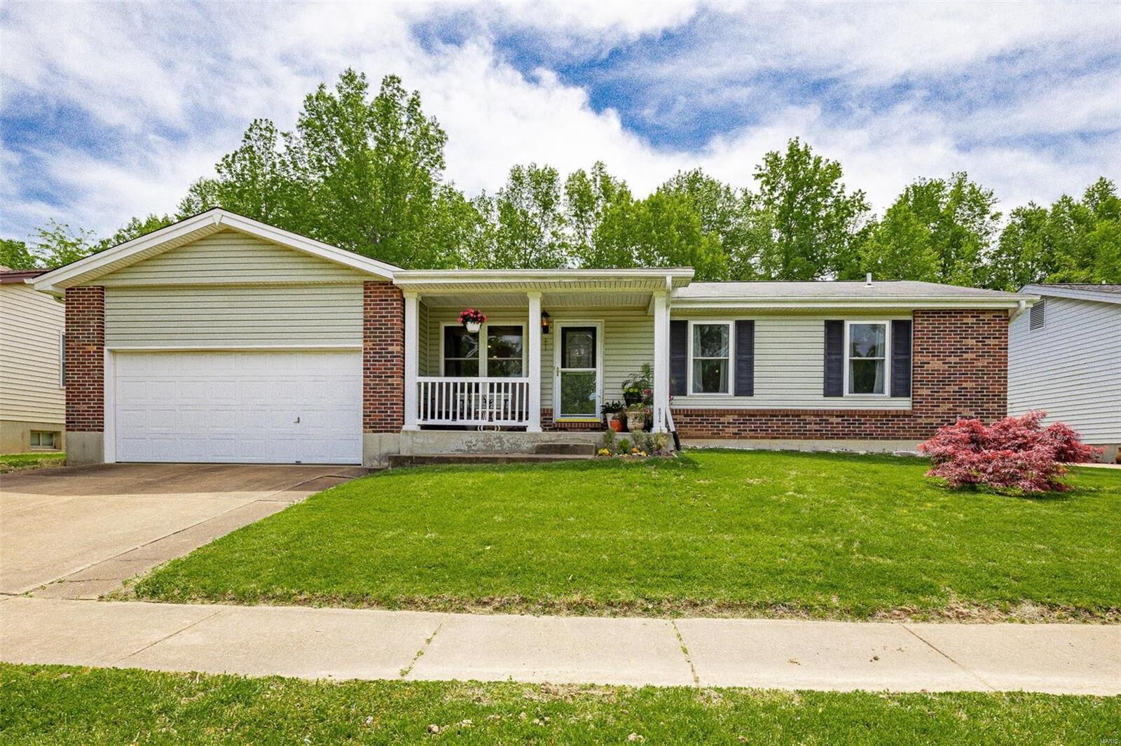 Property Photo: 6016 Bissonnet Court MO 63129