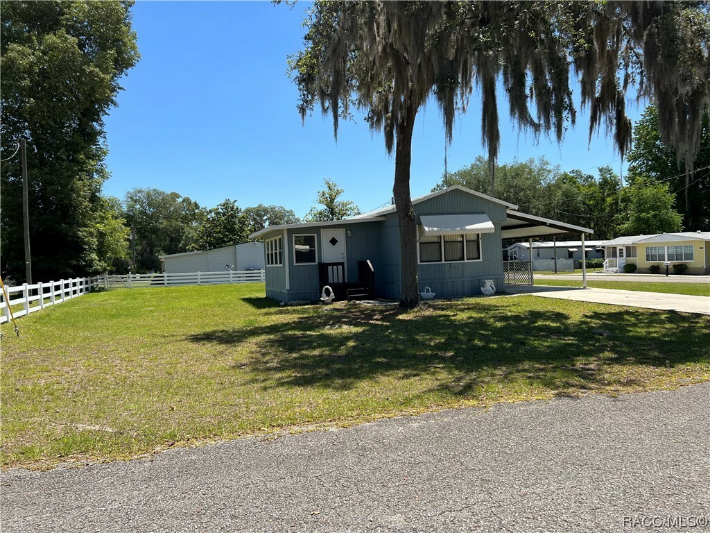 Property Photo:  11211 NW 113th Court  FL 32626 