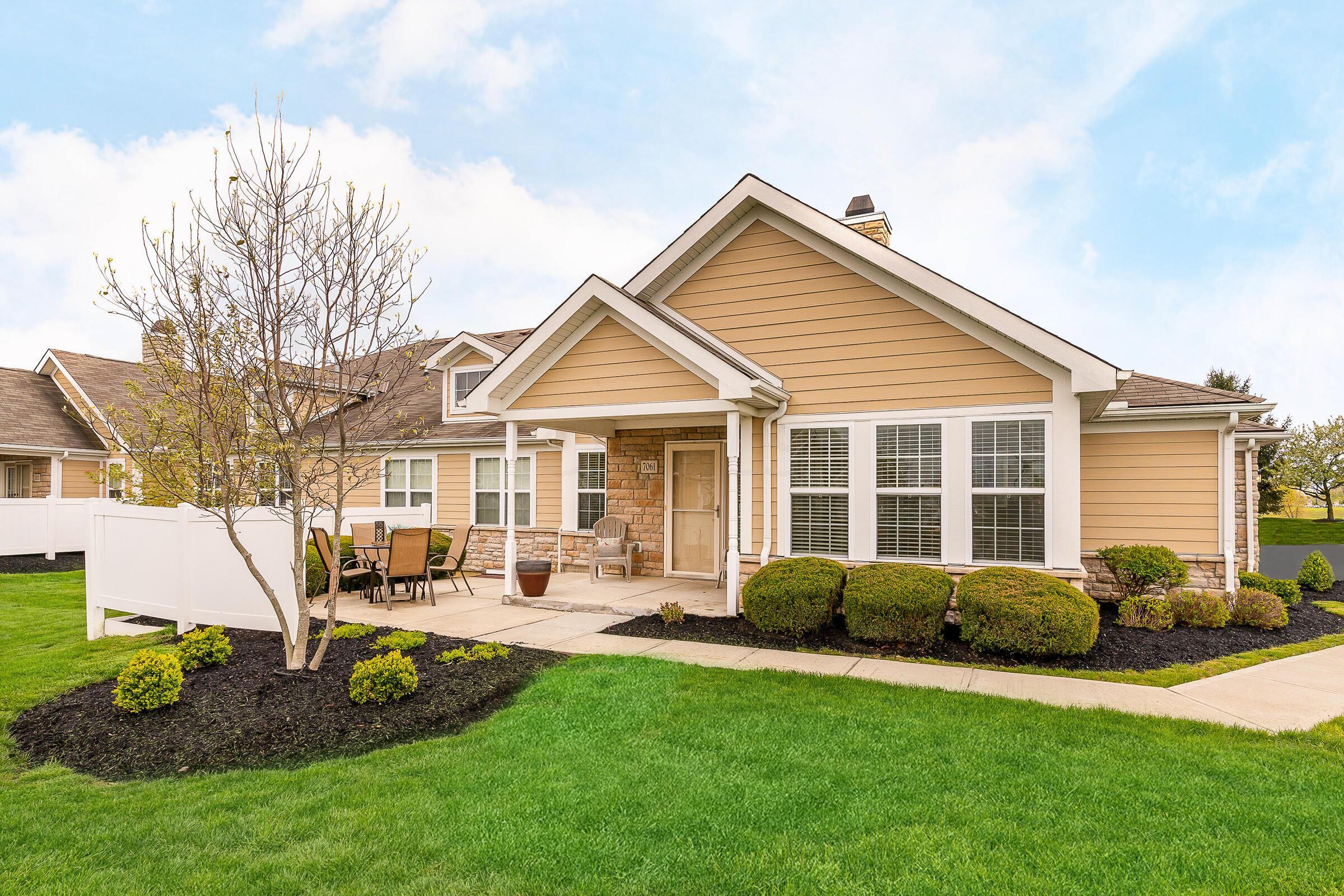 Property Photo: 7061 Limerick Lane OH 43065
