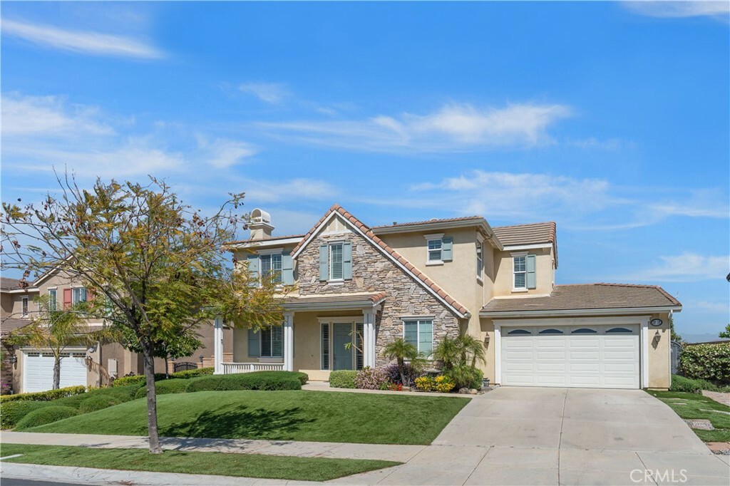 Property Photo:  22372 Amber Eve Drive  CA 92883 