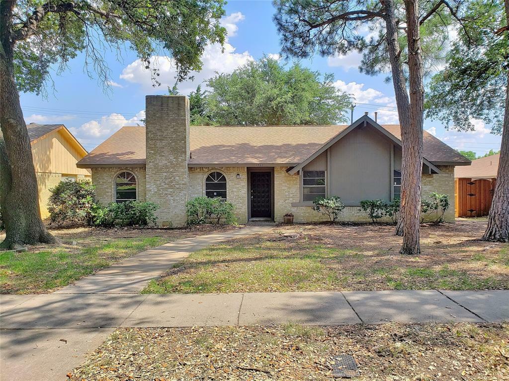 Property Photo:  1320 Iris Lane  TX 75067 