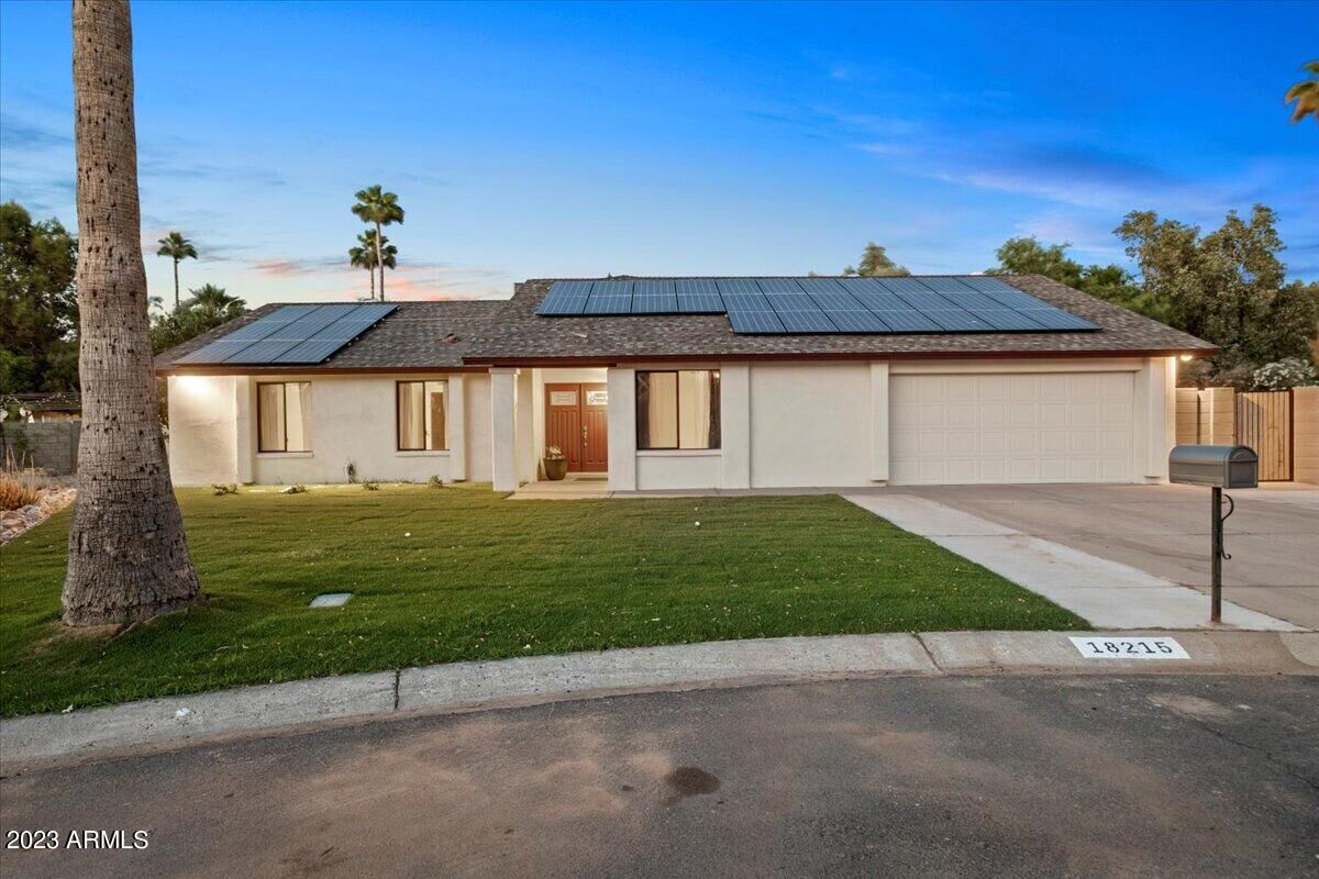 Property Photo: 18215 N 46th Drive AZ 85308