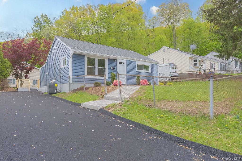 Property Photo: 42 Kinsman Lane NY 10923