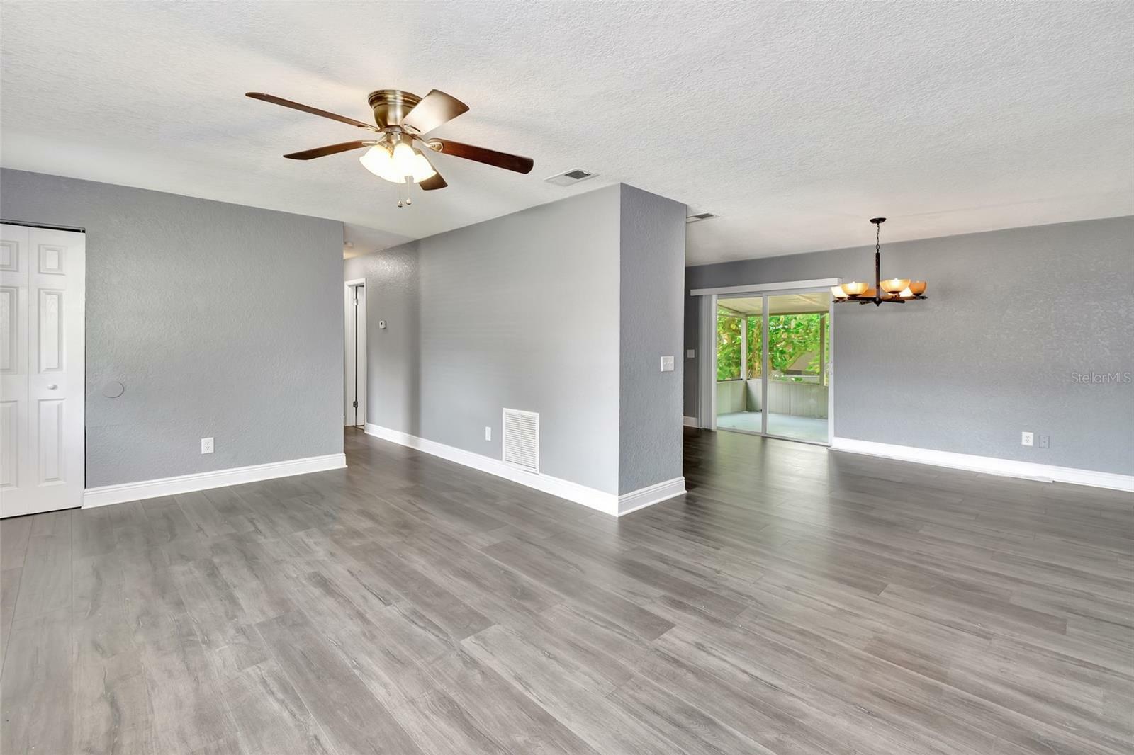 Property Photo: 2440 Pine Hill Place FL 32763