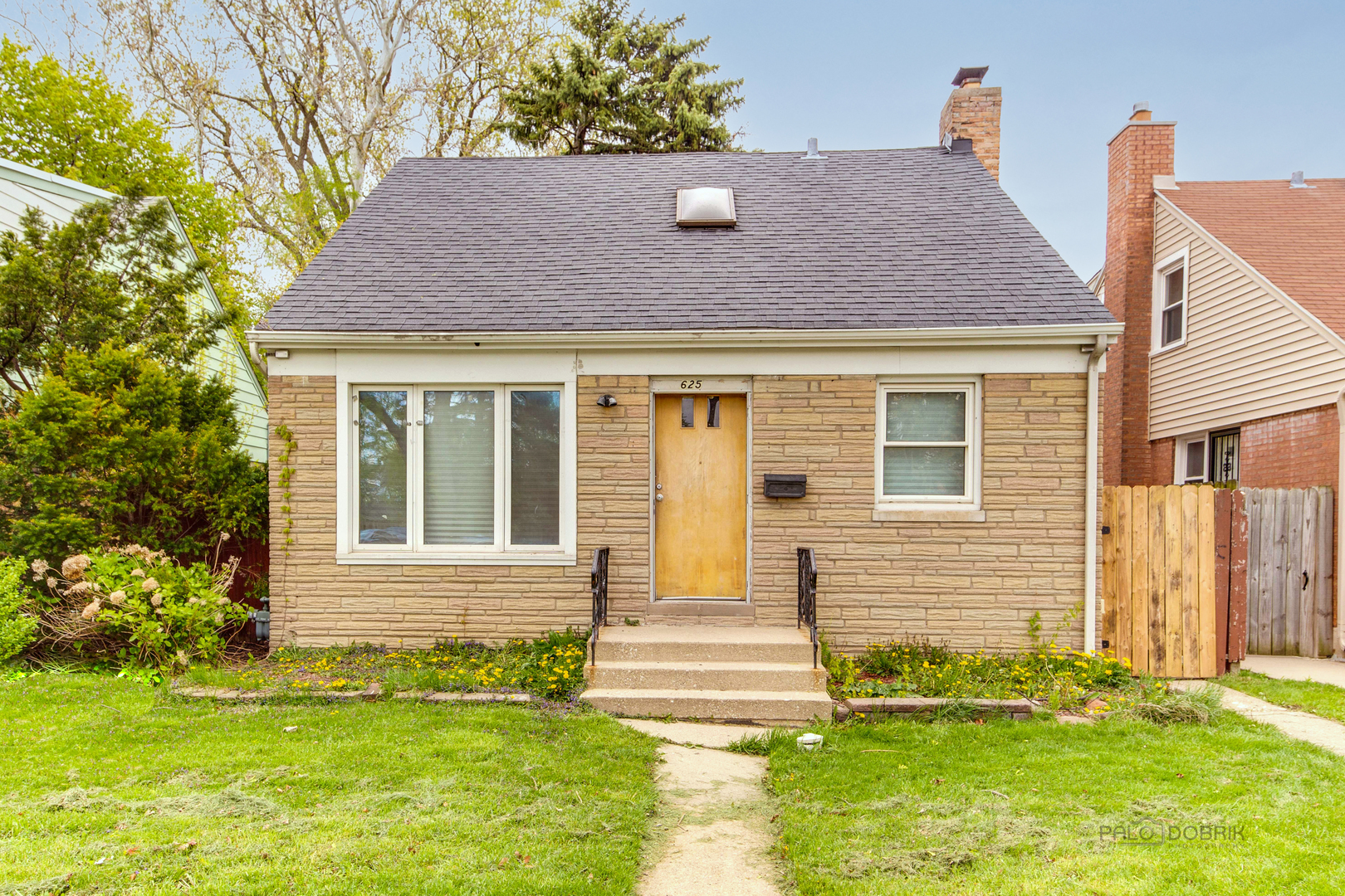 Property Photo:  625 Norfolk Avenue  IL 60154 