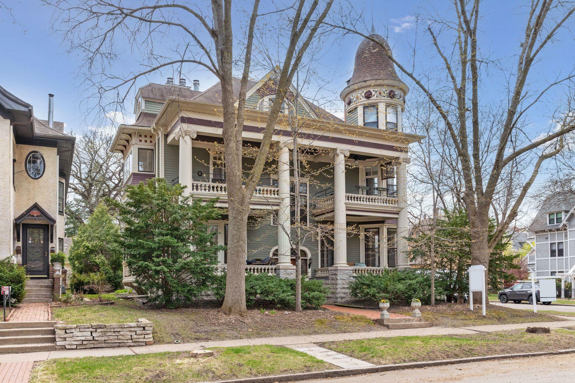 Property Photo: 496 Holly Avenue 4 MN 55102