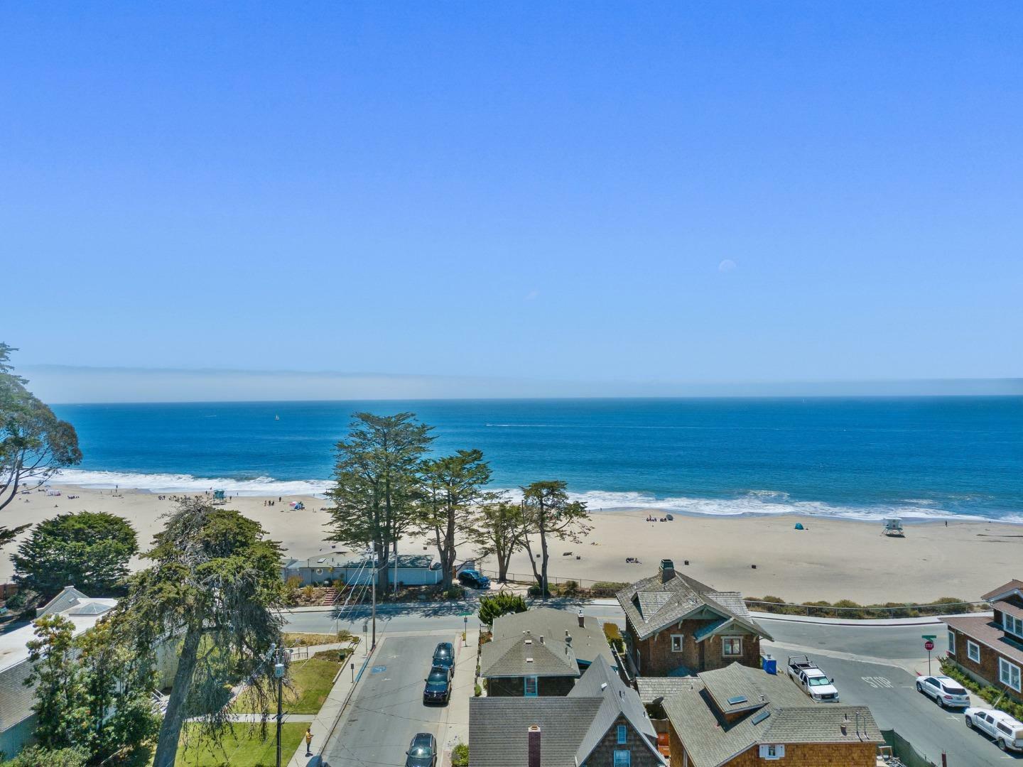 Property Photo:  1205 East Cliff Drive  CA 95062 