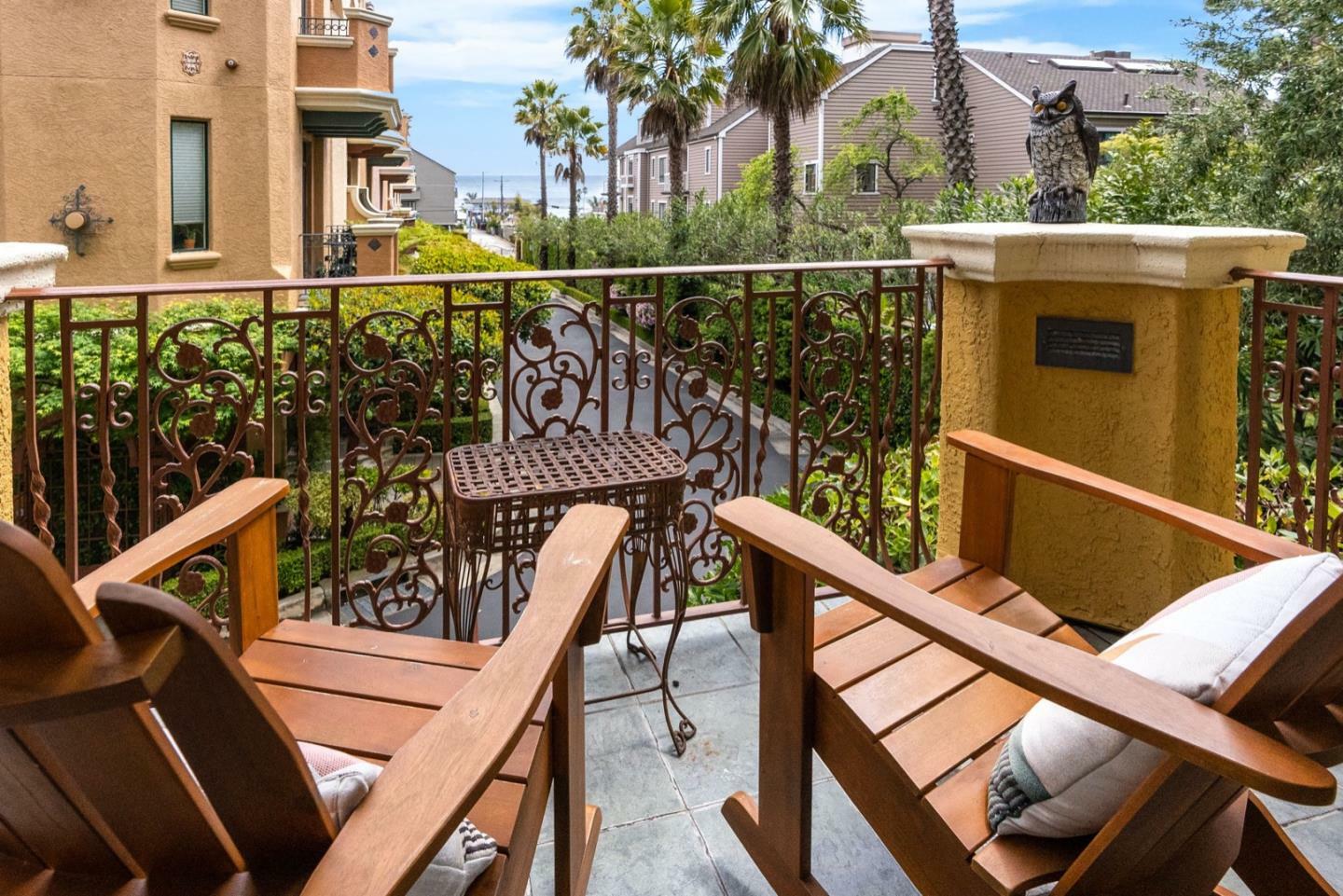 Property Photo: 225 Villa Mar Vista CA 95060