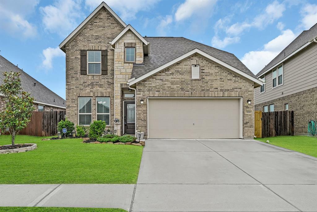 Property Photo: 2193 Ann Street TX 77511