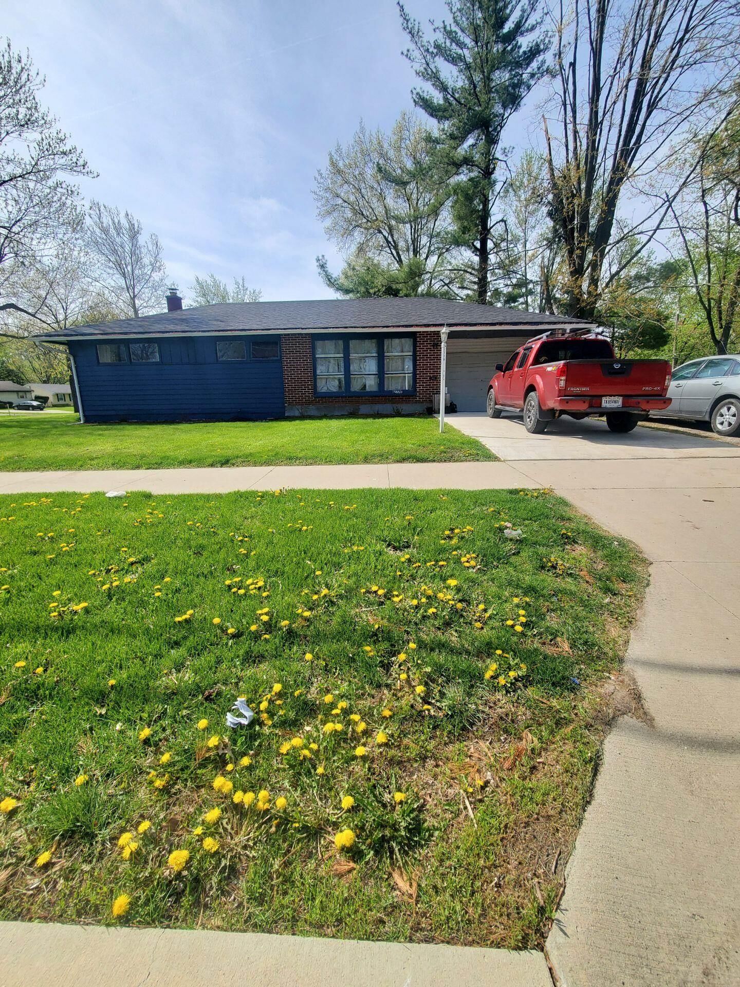 Property Photo:  2720 McKinnie Avenue  IN 46806-2543 