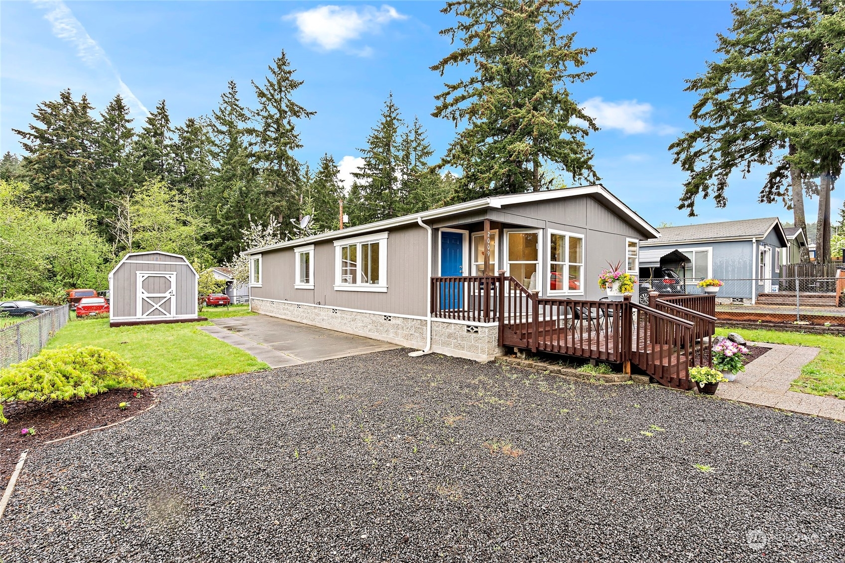 Property Photo:  2009 3rd Avenue W  WA 98312 