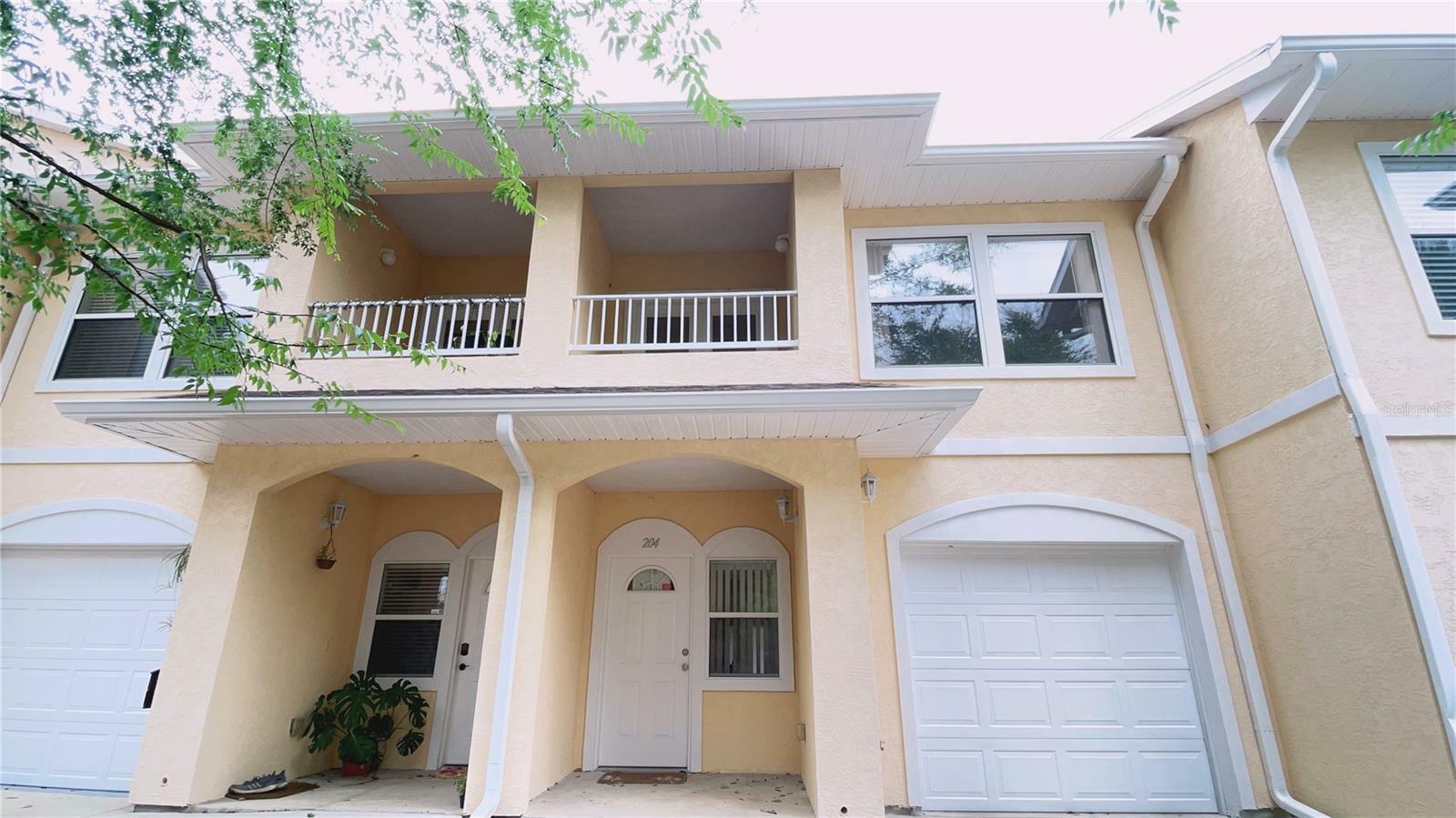 Property Photo:  532 NW 39th Road 204  FL 32607 